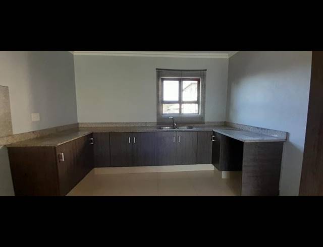 11 BEDROOM HOUSE FOR SALE IN NORTHDENE